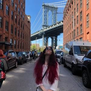 Meet your Posher, Caroline